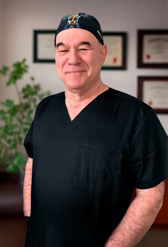 Dr. Mark Filstein – seasoned plastic surgeon specializing in cosmetic and reconstructive surgery